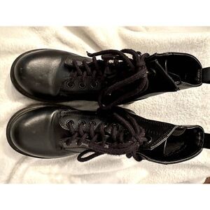 Soda Combat Boots - Size 6.5 - block heel